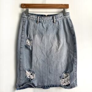 Billabong distressed denim jean skit back zip